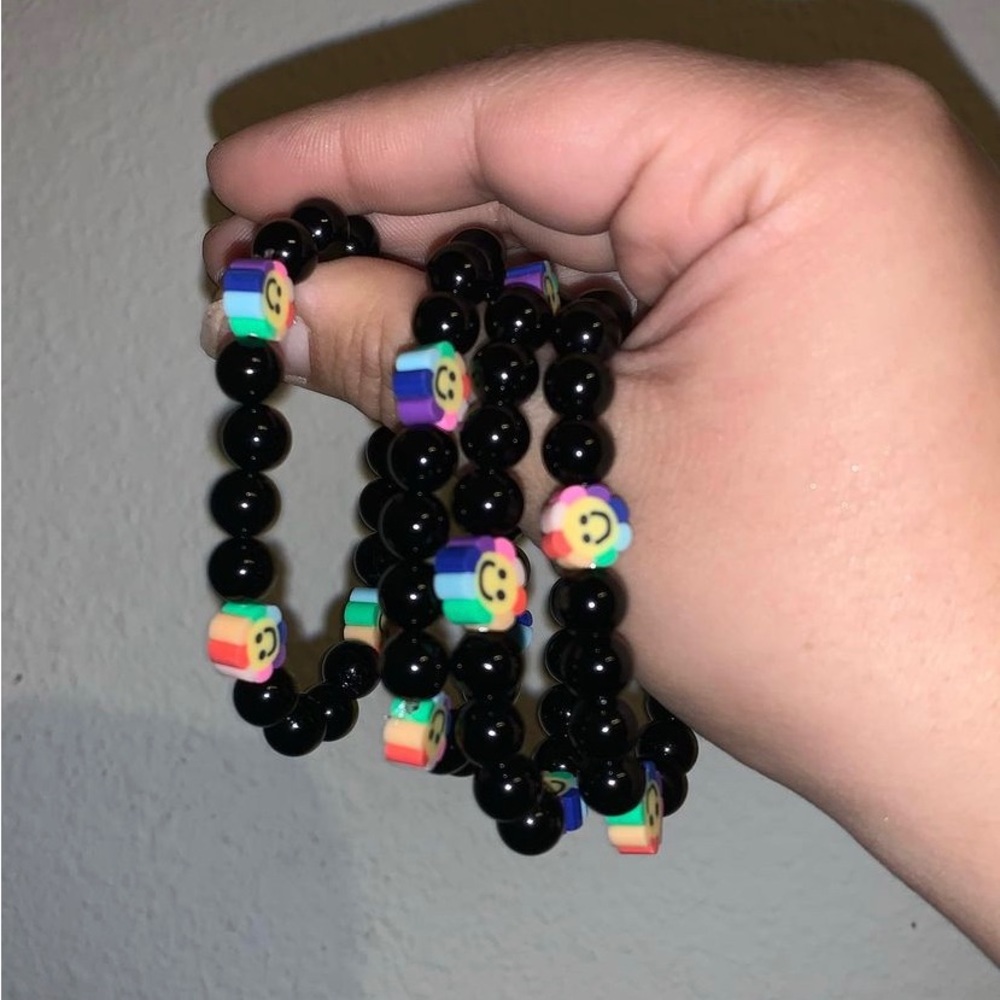 Homemade bracelets! Ig:@jnc.bracelets💕